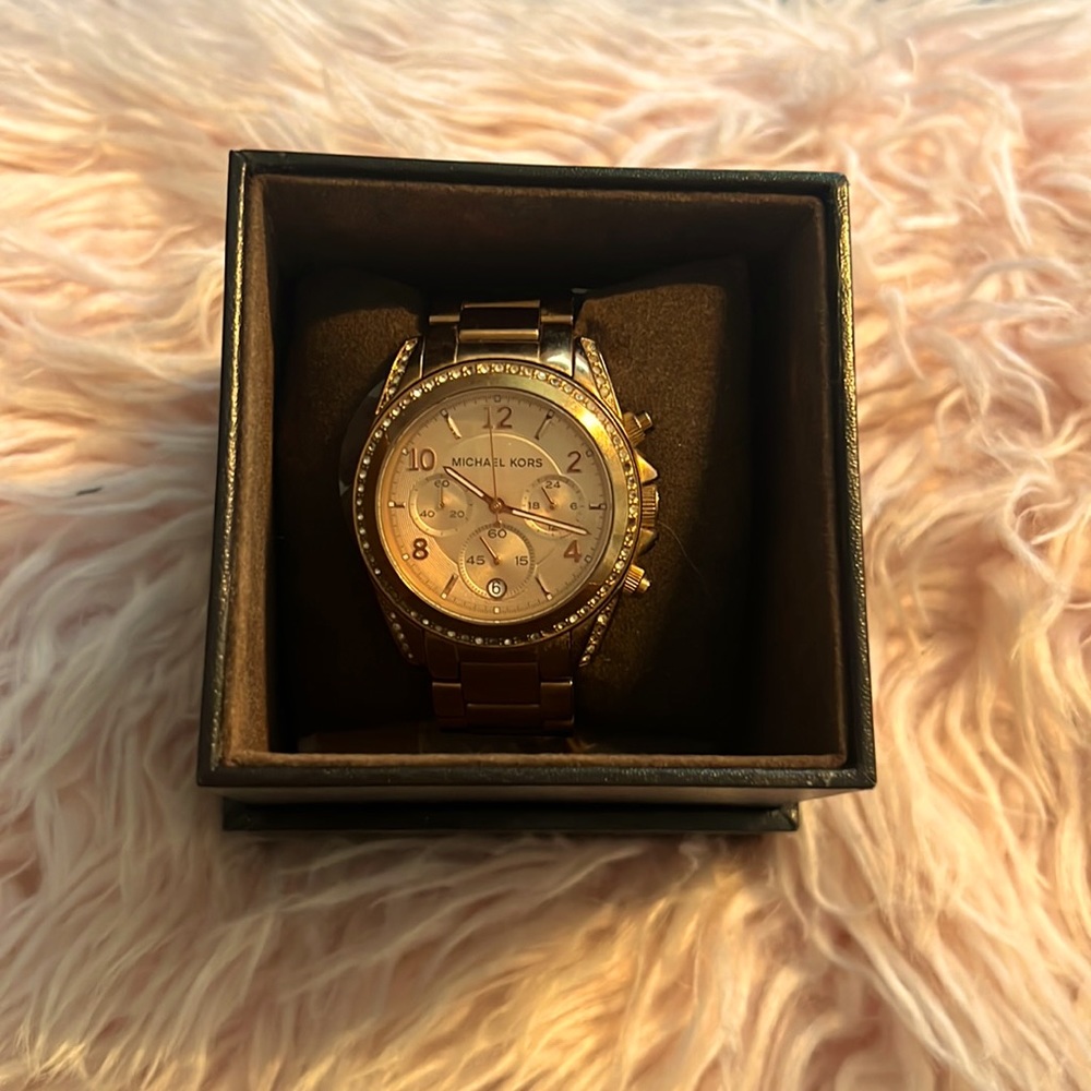 Michael Kors Watch. ROSE GOLD